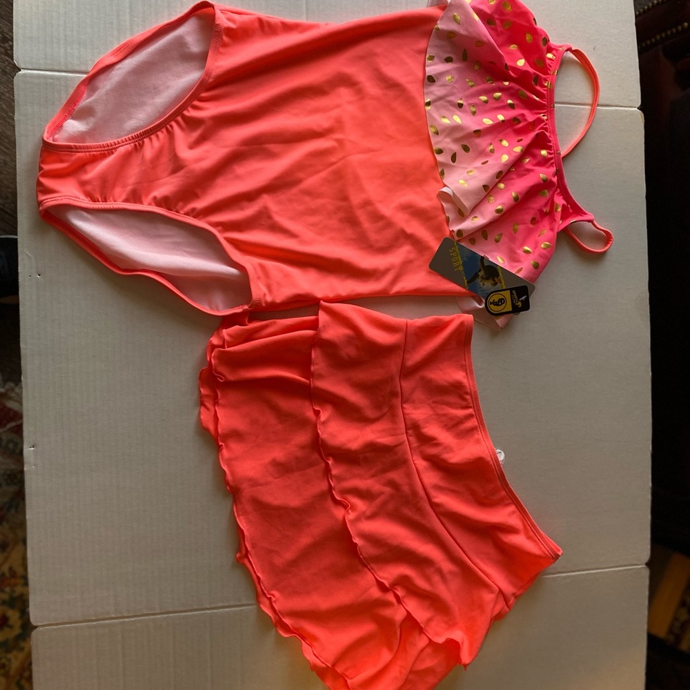 New One-Piece Bathing Suit With Matching Cover Skirt Size Junior XL